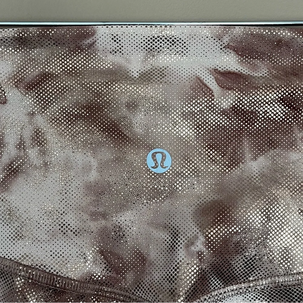 {Lululemon} Align Crop 23" Shine in Diamond Dye Misty Shell Cacao Diffuse Foil - Picture 7 of 10